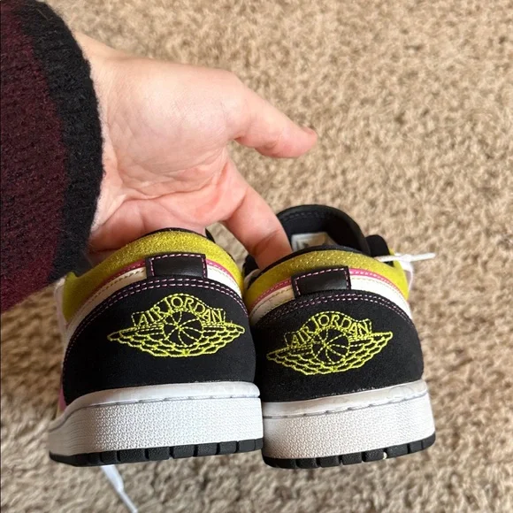 Jordan Womens’ Black, Pink, and White Sneakers - Picture 2 of 6